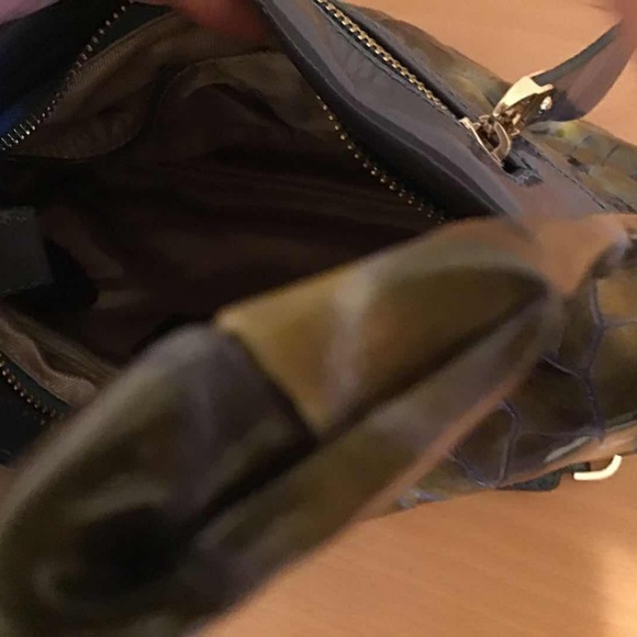 GUY LAROCHE Crocodile Chain Bag - Picture 6 of 8